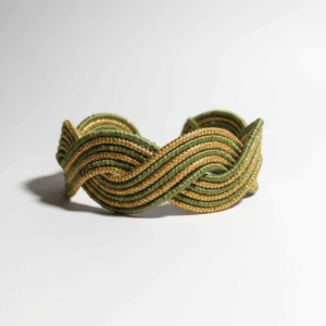 Bracelete Trançada Verde Esmeralda e Dourado